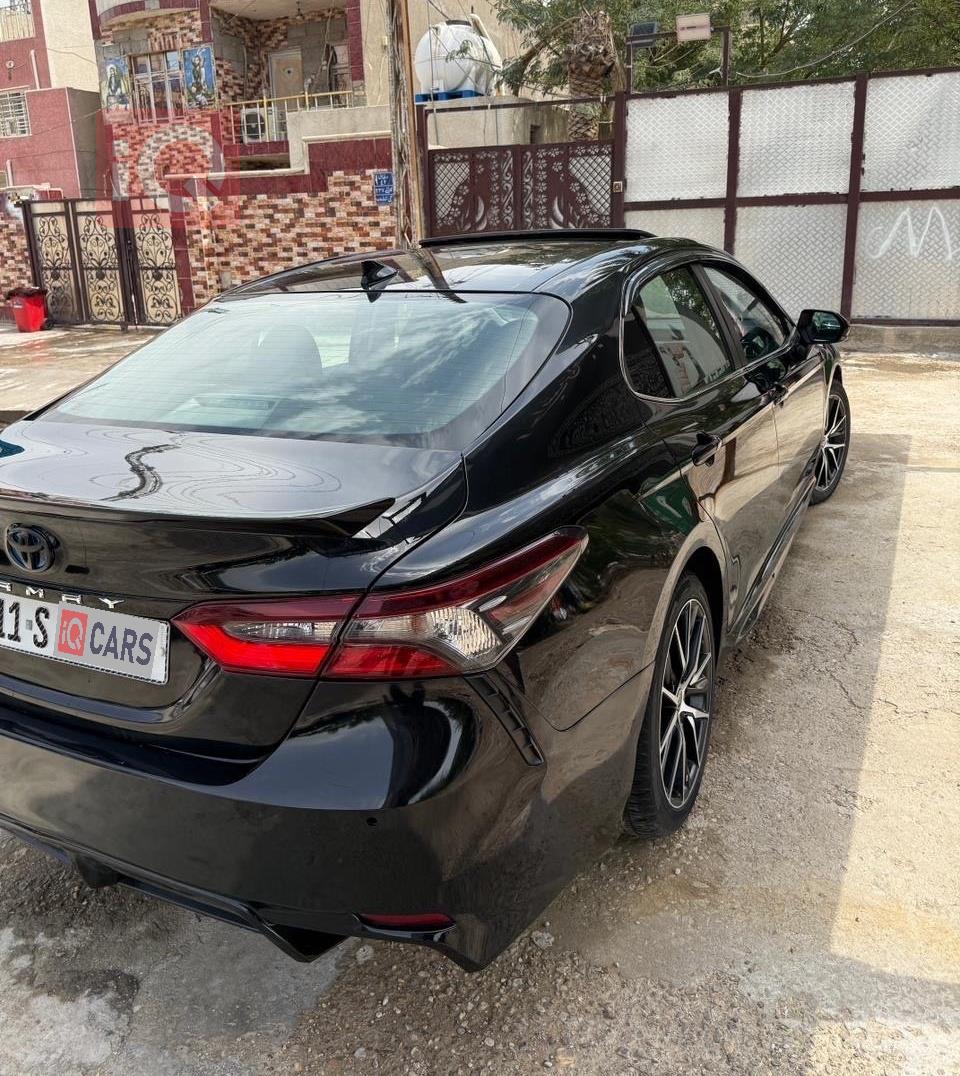 تۆیۆتا کامری